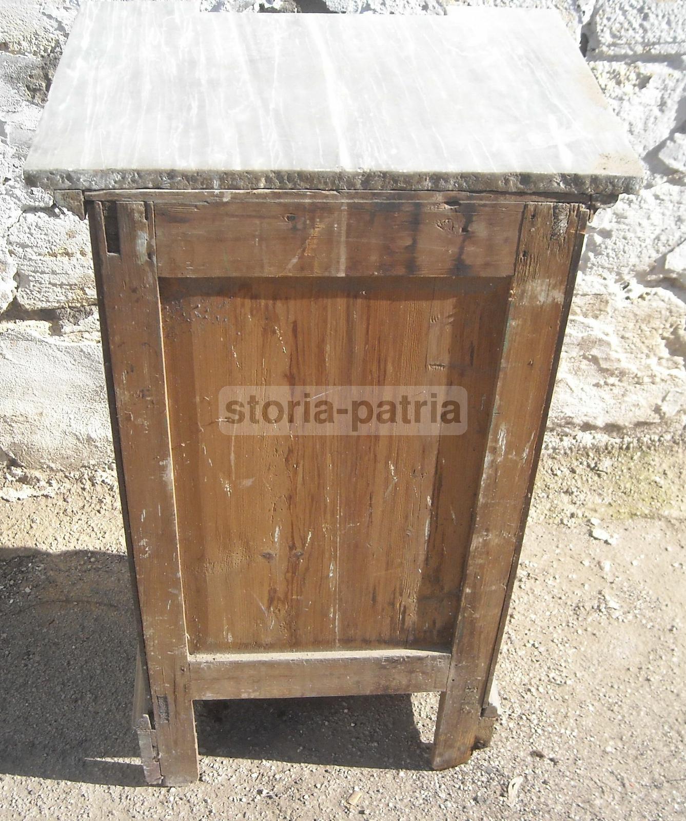 Antico Mobile, Utilissimo Comodino, Decorative Sculture Lignee, Ebanisteria d'Epoca immagine 7