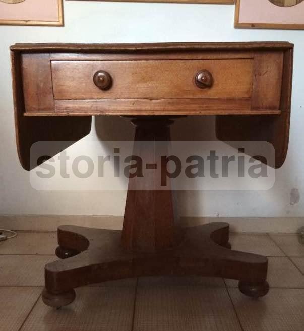 Antico Tavolo, Piano Con Alette, Decorativo, Utilissimo, Ovunque Collocabile, d'Epoca immagine 4