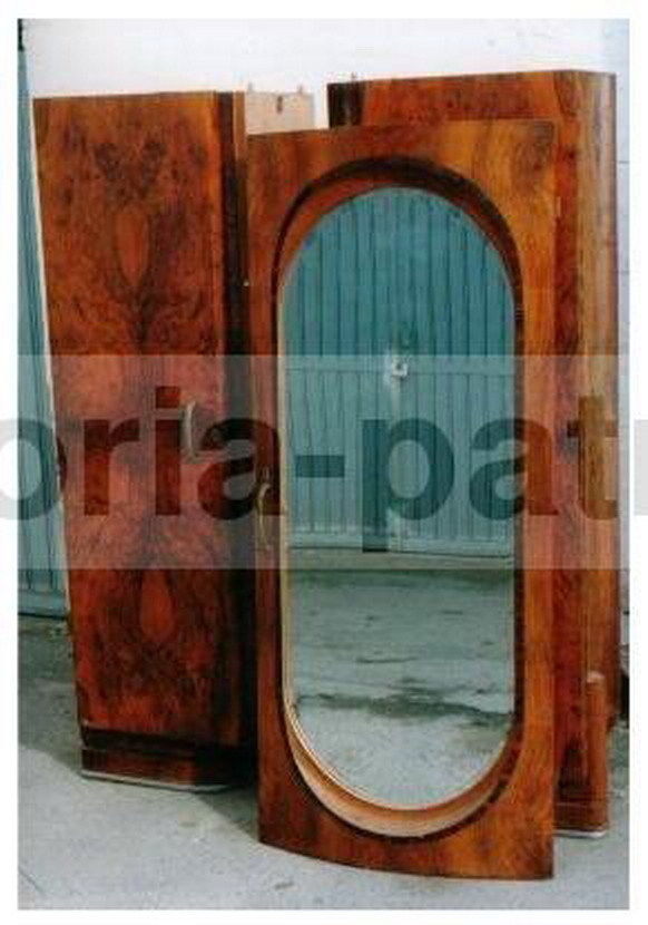Arti Decorative Del 900, Ebanisteria Busnelli, Bovisio, Utile E Piacevole Armadio immagine 1