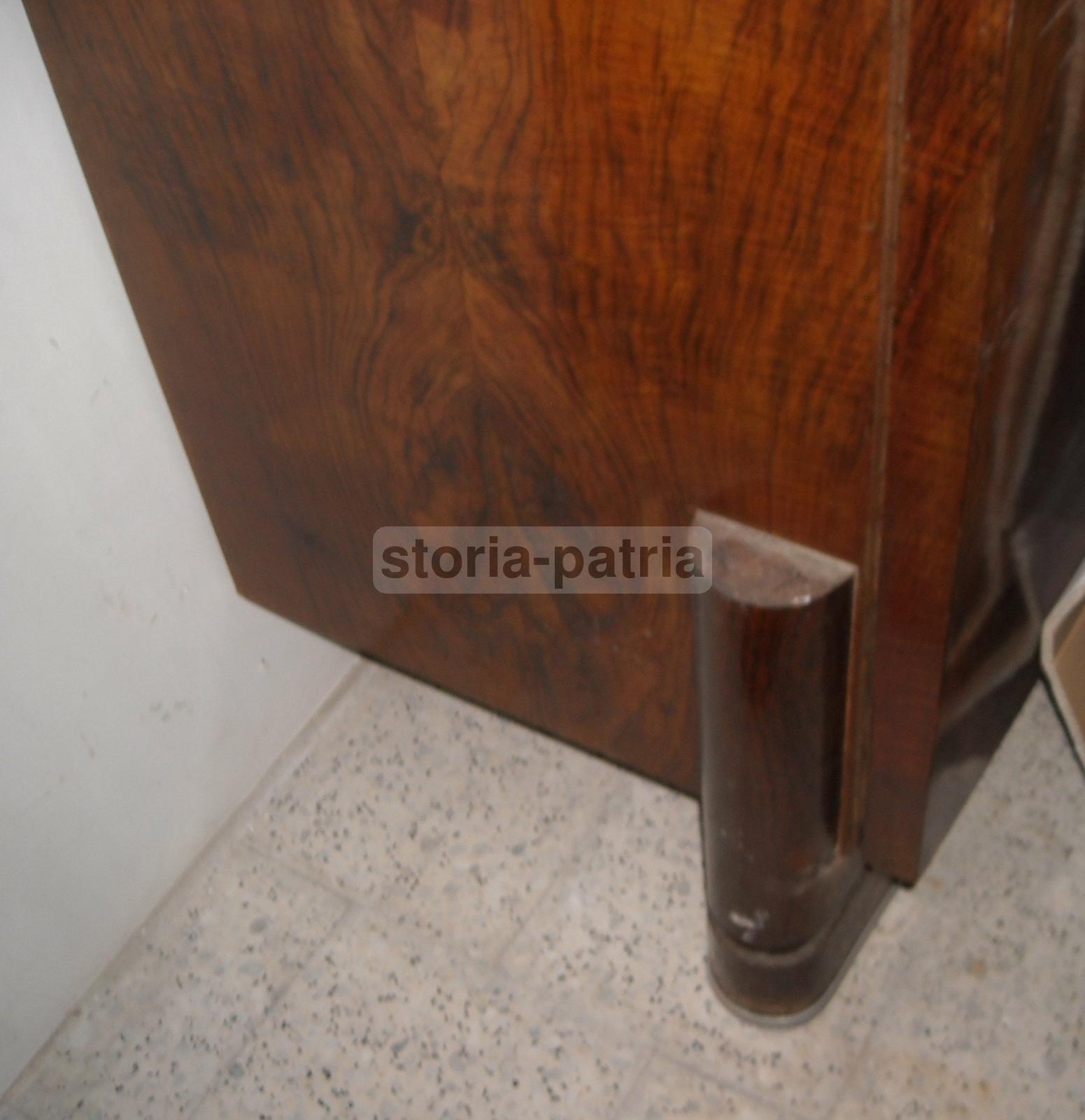 Arti Decorative Del 900, Ebanisteria Busnelli, Bovisio, Utile E Piacevole Armadio immagine 3