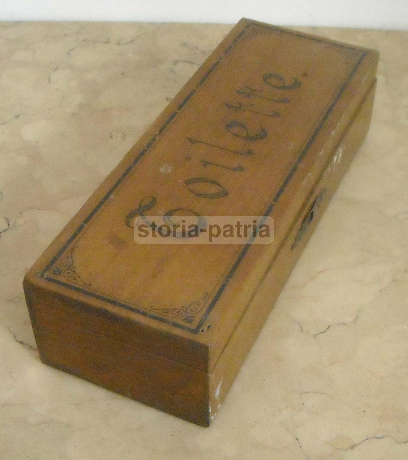 Graziosa Scatola Legno, Astuccio Per Articoli Da Toilette, Decorativa, d'Epoca immagine 3