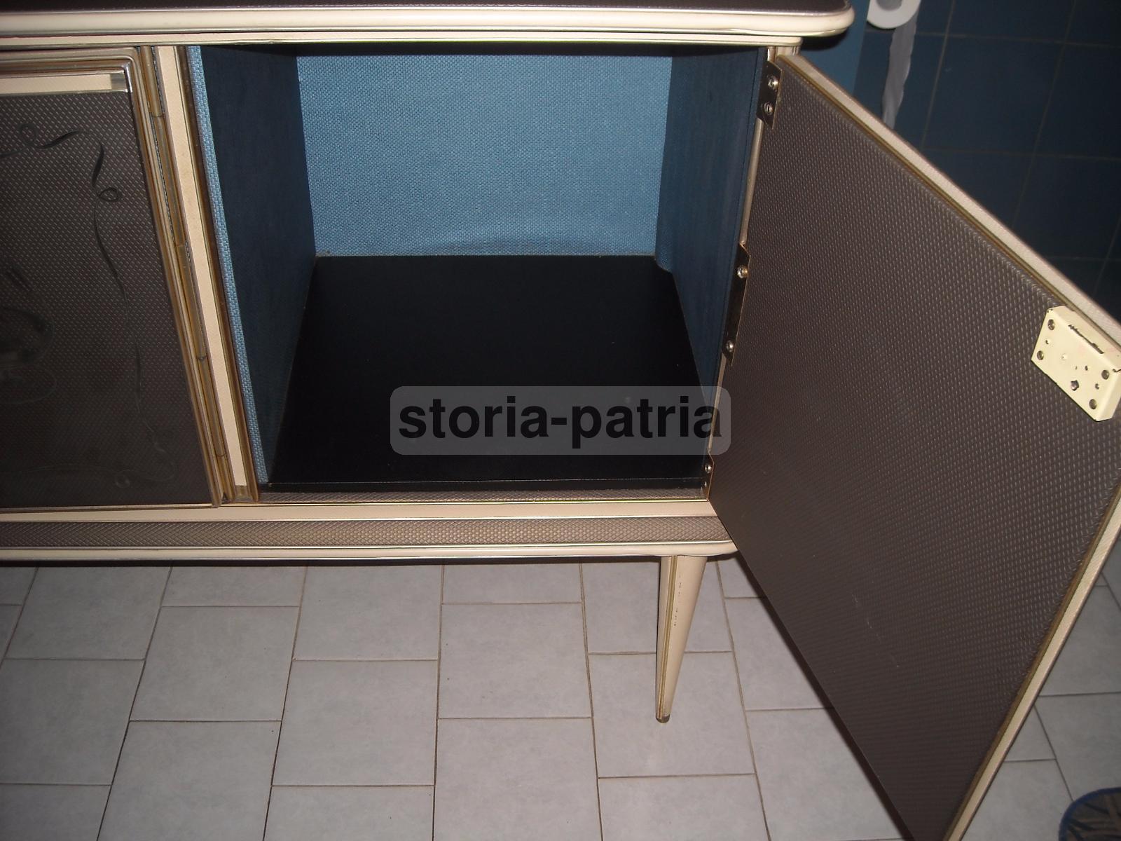 Modernariato, Design, Pregevole Decorativo Mobile Credenza, Vetri Incisi, Elegante immagine 10