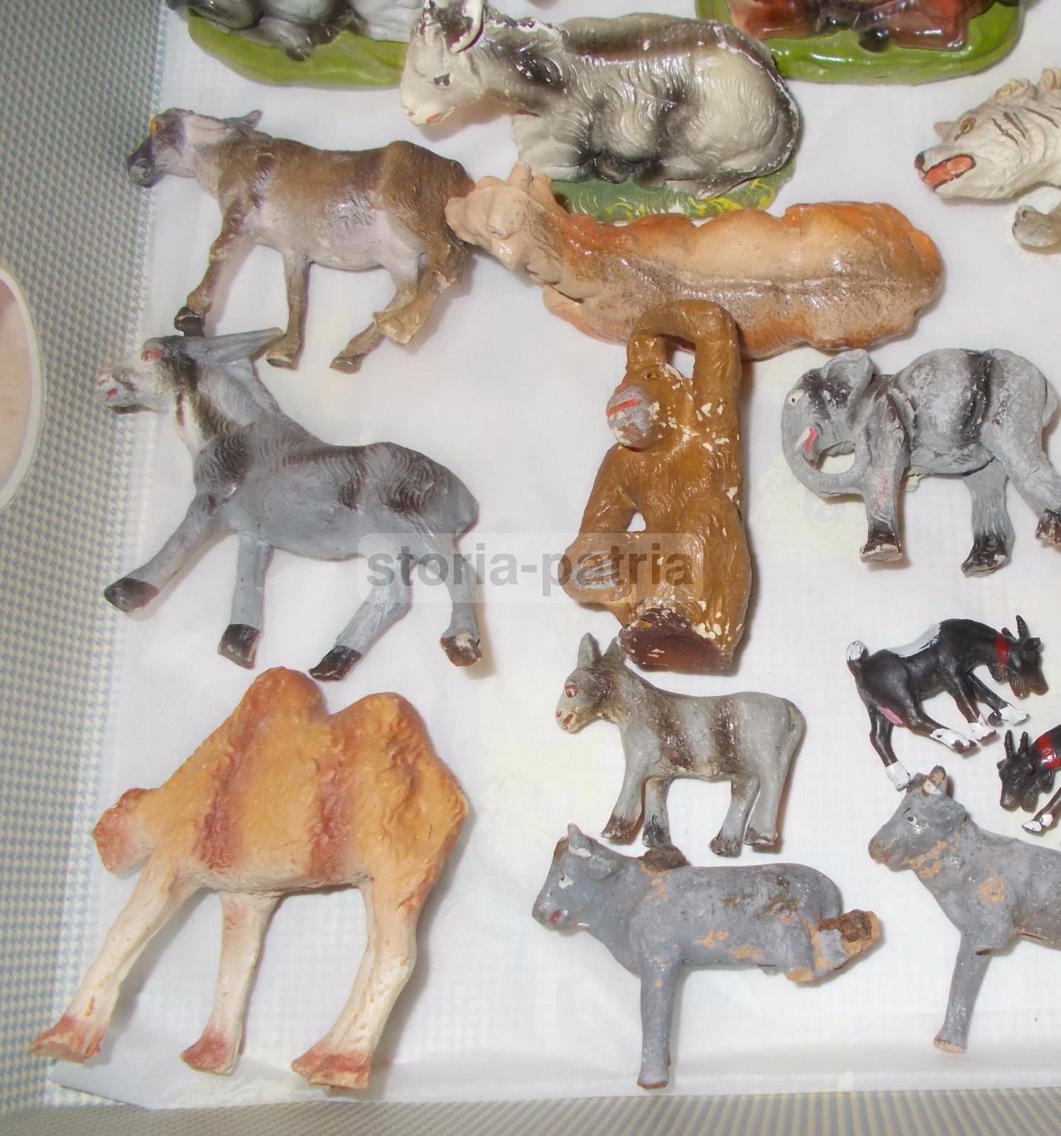 Sculturine Da Collezione, Animali Vari, Mucche, Asini, Galline, Per Presepi O Diorami immagine 2