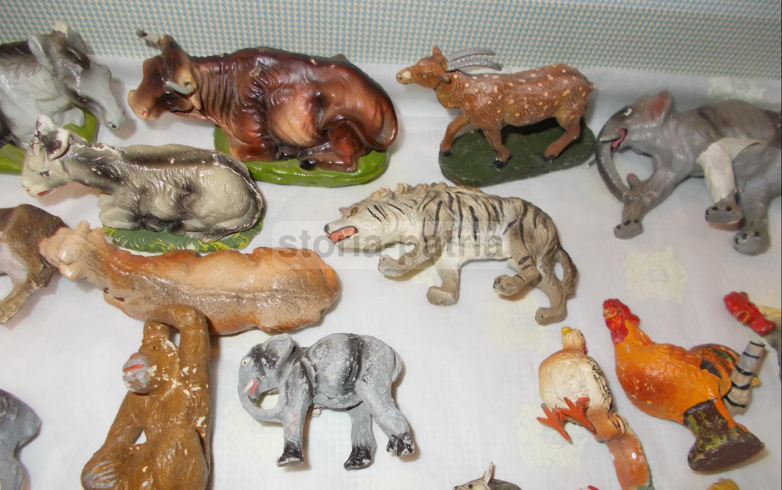 Sculturine Da Collezione, Animali Vari, Mucche, Asini, Galline, Per Presepi O Diorami immagine 3