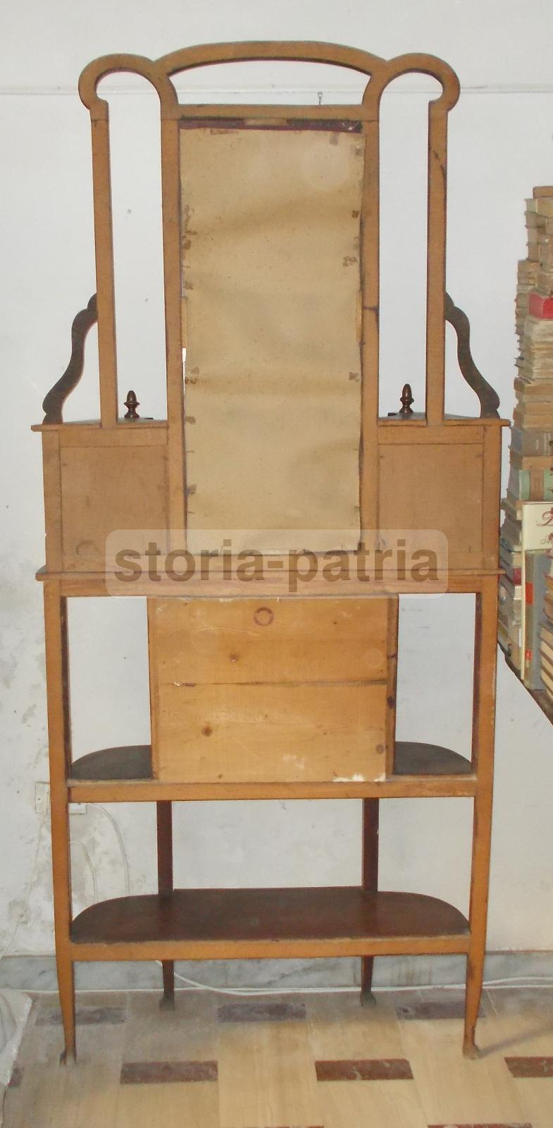 Suggestivo Mobile Specchiera, Belle Dimensioni, Collocabile Ovunque, Legno, Liberty immagine 2